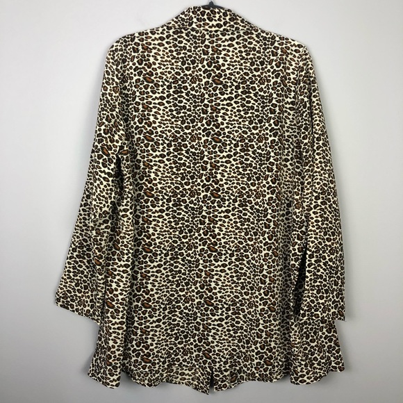 Tomorrow’s Mother Leopard Maternity Top - Picture 6 of 6